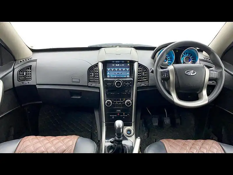 Second Hand Mahindra XUV500 W9 [2018-2020] in Delhi