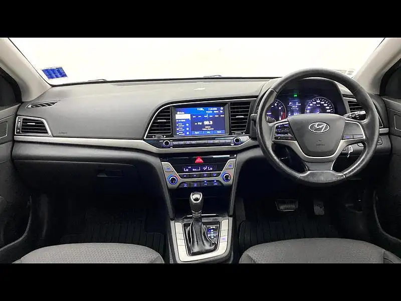 Second Hand Hyundai Elantra SX (O) 2.0 AT in Bangalore