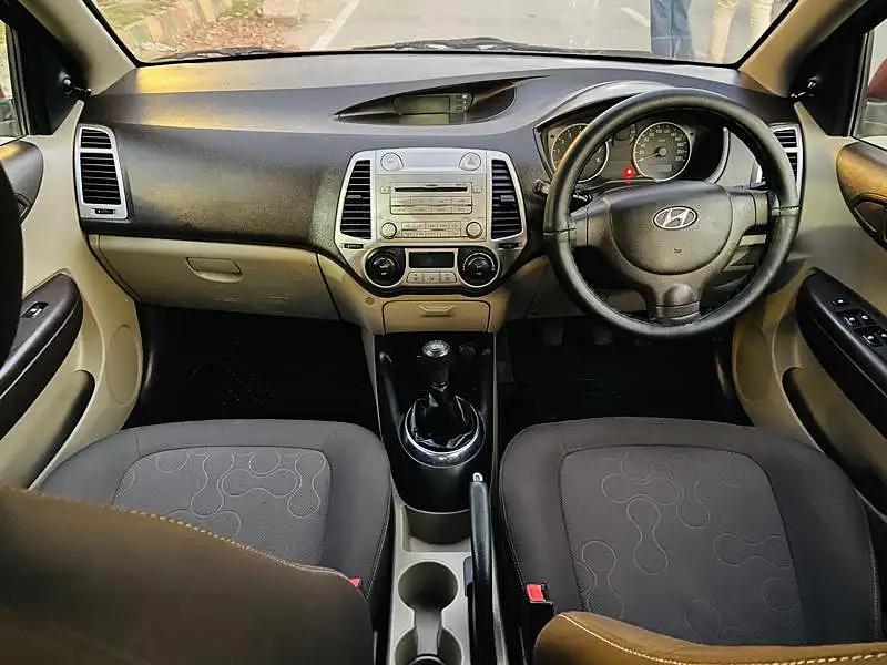 Second Hand Hyundai i20 [2010-2012] Magna 1.2 in Delhi