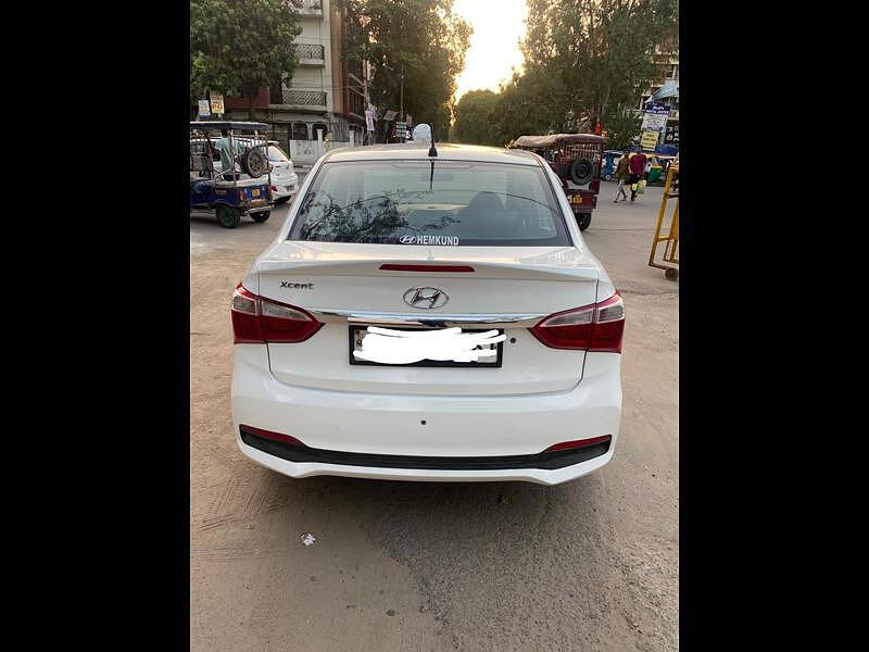 Second Hand Hyundai Xcent S AT in Delhi