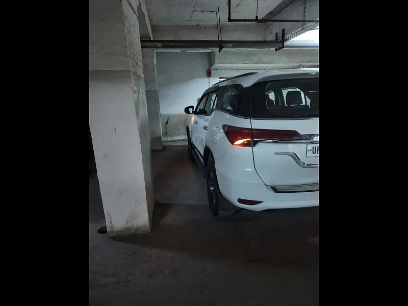 Second Hand Toyota Fortuner [2016-2021] 2.8 4x2 AT [2016-2020] in Lucknow