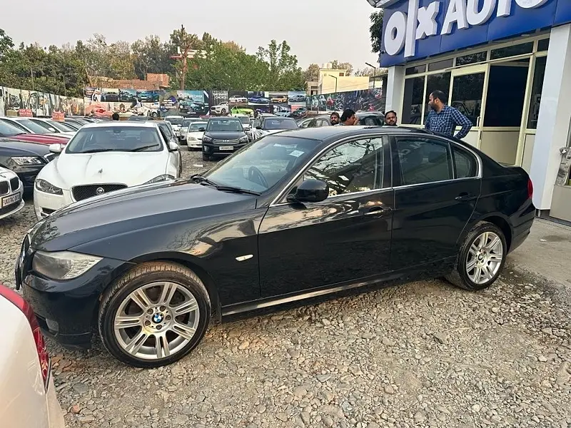 Second Hand BMW 3 Series [2010-2012] 320d in Dehradun