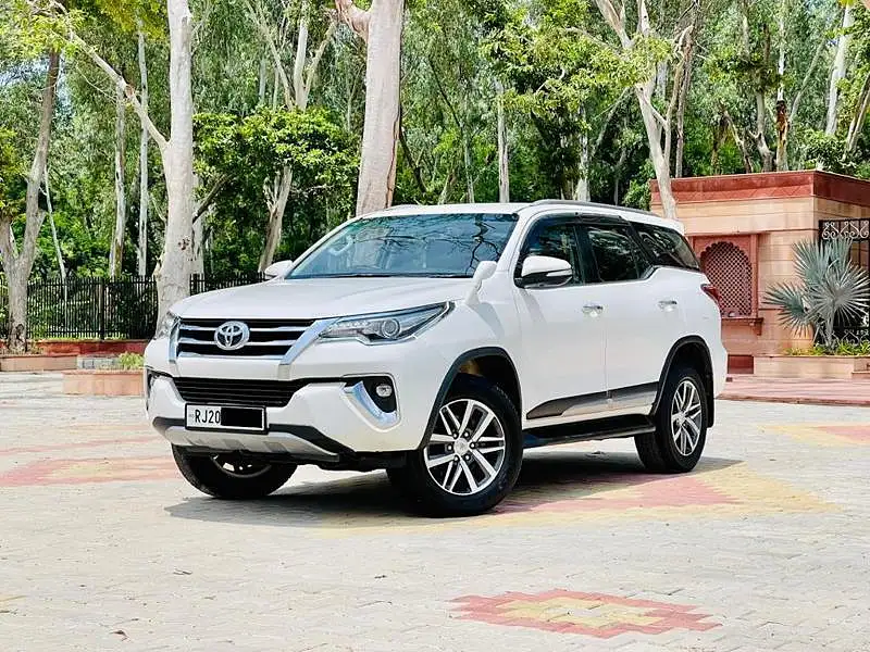 Used Toyota Fortuner [2016-2021] 2.8 4x4 MT [2016-2020] in Kota