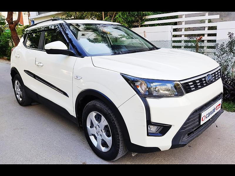 Second Hand Mahindra XUV300 W6 1.5 Diesel AMT in Hyderabad