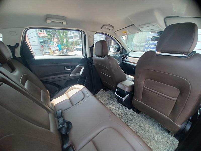 Second Hand Tata Harrier XT in Lucknow