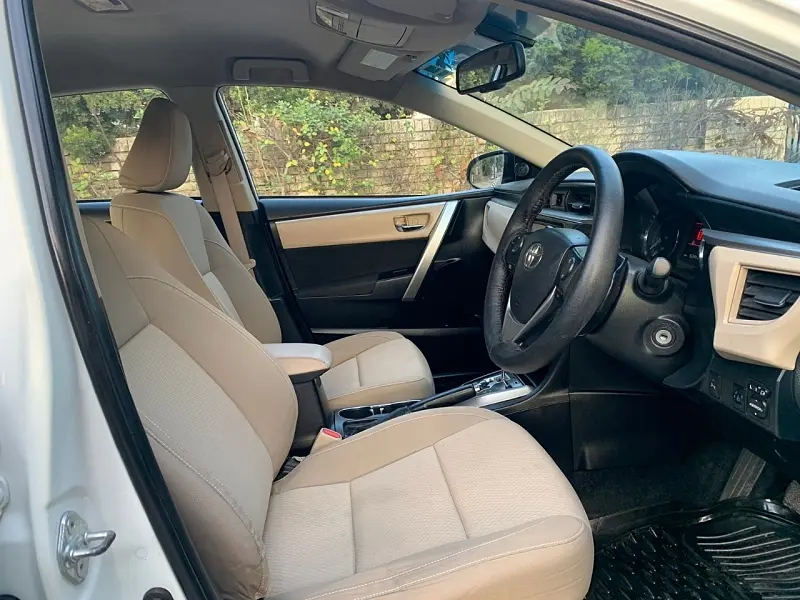 Second Hand Toyota Corolla Altis [2014-2017] G AT Petrol in Chandigarh