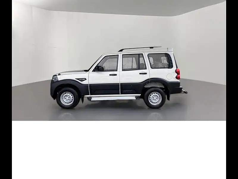 Second Hand Mahindra Scorpio 2021 S3 2WD 7 STR in Ahmedabad