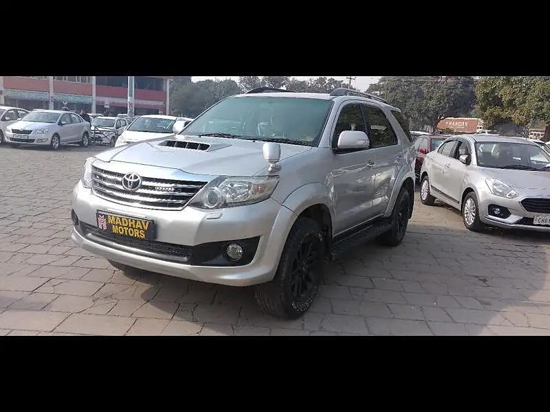 Second Hand Toyota Fortuner [2012-2016] 3.0 4x2 AT in Mohali