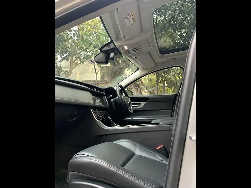 Second Hand Jaguar XF Prestige Diesel CBU in Delhi