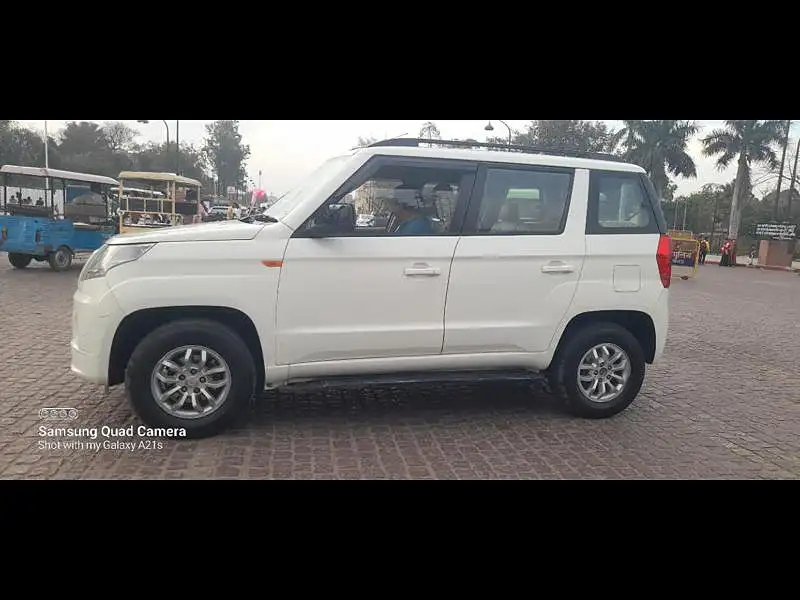 Second Hand Mahindra TUV300 [2015-2019] T8 in Lucknow