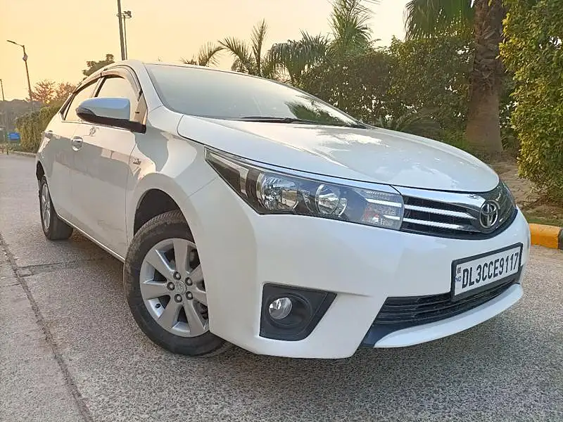 Second Hand Toyota Corolla Altis [2014-2017] GL Petrol in Delhi