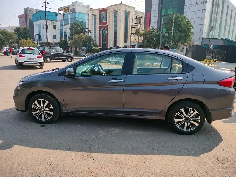 Second Hand Honda City V CVT Petrol [2017-2019] in Noida