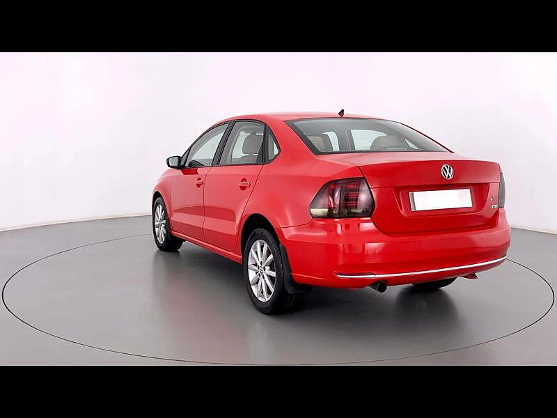 Second Hand Volkswagen Vento [2015-2019] Highline Petrol AT [2015-2016] in Chennai