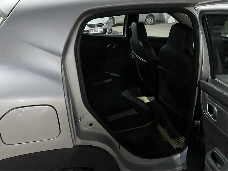 Second Hand Renault Kwid [2015-2019] 1.0 RXT [2016-2019] in Lucknow
