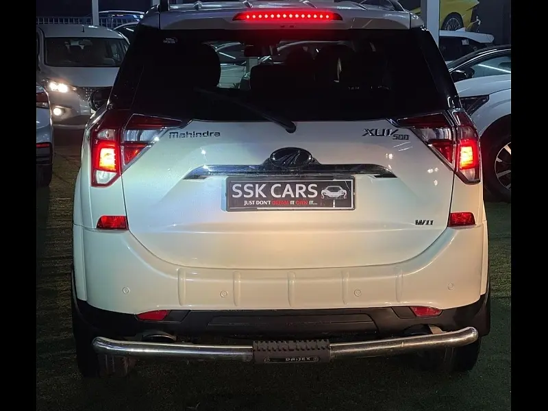 Second Hand Mahindra XUV500 W11 (O) AT in Lucknow