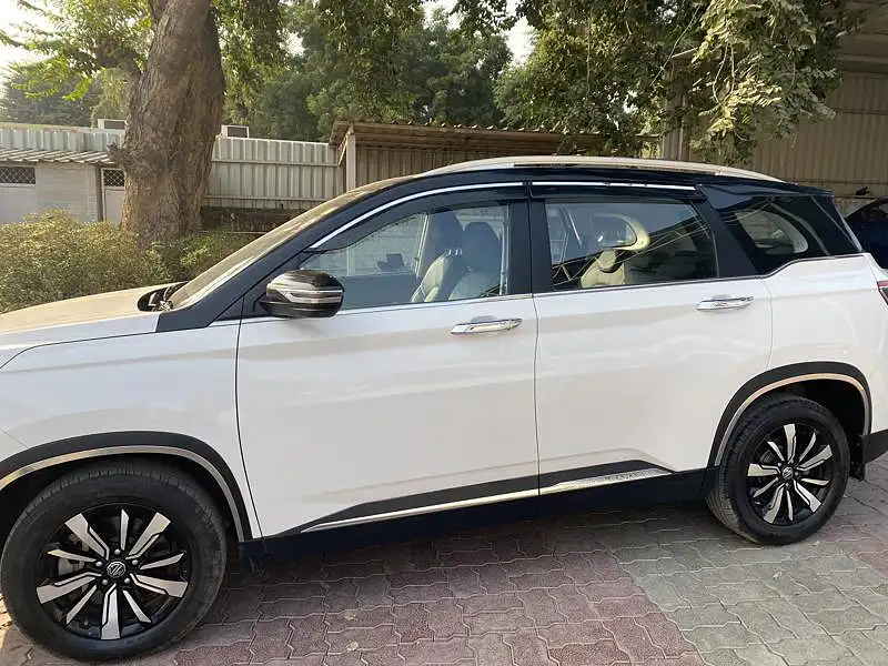 Second Hand MG Hector [2021-2023] Sharp 2.0 Diesel Turbo MT in Lucknow