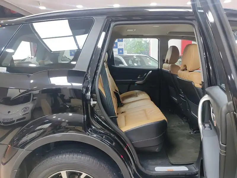 Used Mahindra XUV500 W11 in Bangalore