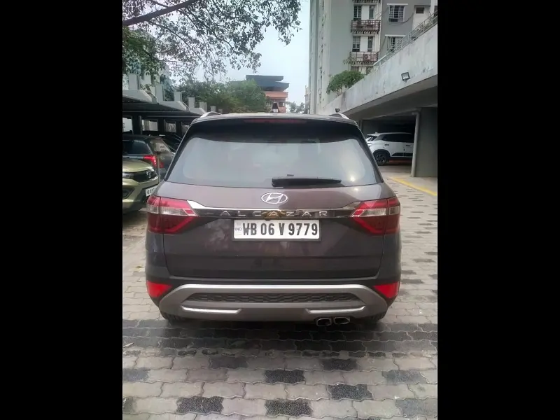 Used Hyundai Alcazar [2021-2023] Platinum (O) 6 STR 1.5 Diesel AT in Kolkata