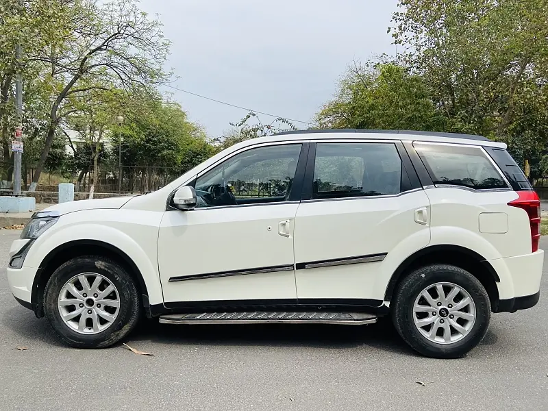 Second Hand Mahindra XUV500 [2015-2018] W10 1.99 in Delhi