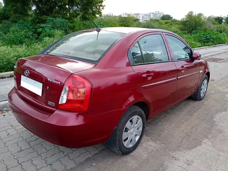 Hyundai verna 2006