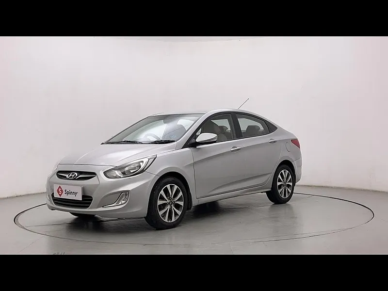 Hyundai Verna Fluidic 1.6 CRDi SX