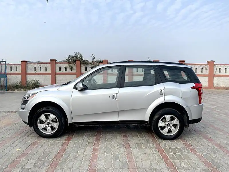 Second Hand Mahindra XUV500 [2015-2018] W8 [2015-2017] in Delhi