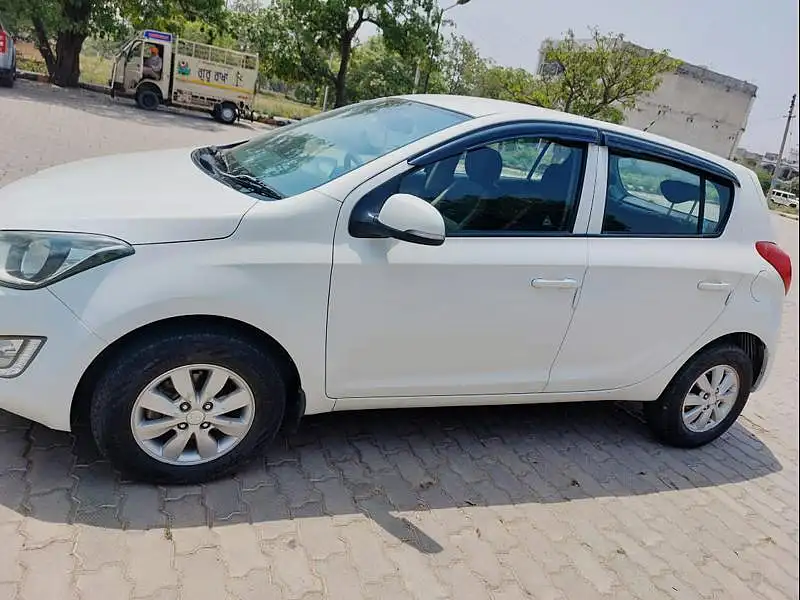 Second Hand Hyundai i20 [2010-2012] Sportz 1.2 (O) in Ambala Cantt