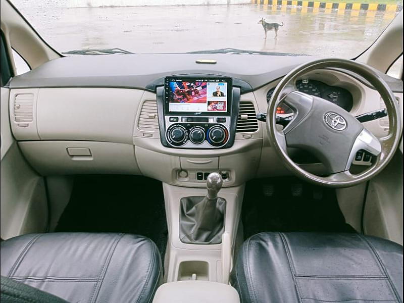 Second Hand Toyota Innova [2013-2014] 2.5 G 7 STR BS-III in Lucknow