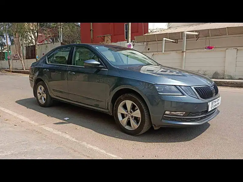 Second Hand Skoda Octavia [2017-2021] 1.8 TSI Style Plus AT [2017] in Bangalore