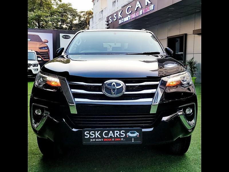 Second Hand Toyota Fortuner [2016-2021] 2.8 4x4 AT [2016-2020] in Lucknow