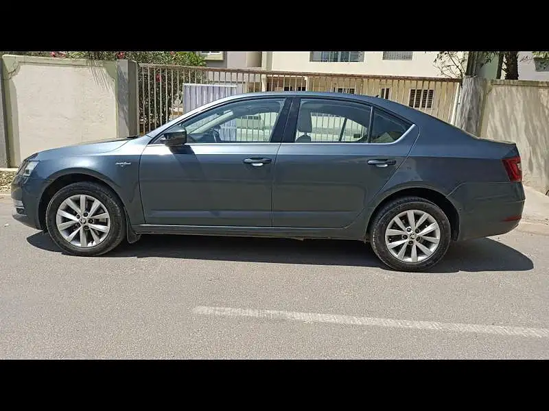 Second Hand Skoda Octavia [2017-2021] 1.8 TSI L&K in Bangalore