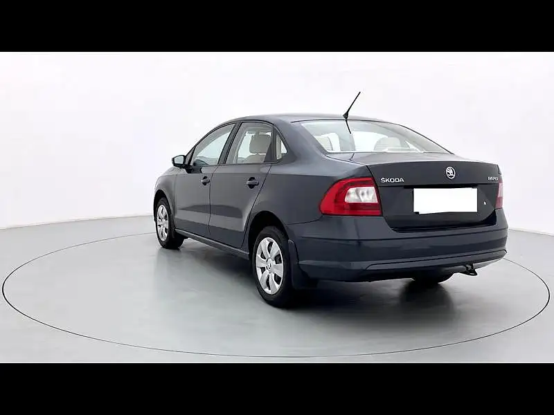 Second Hand Skoda Rapid [2015-2016] 1.6 MPI Active in Pune