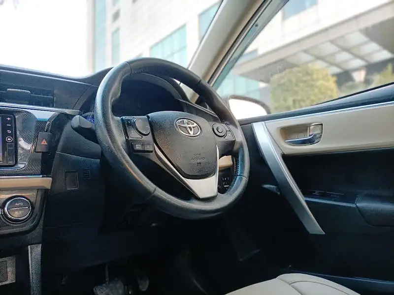 Second Hand Toyota Corolla Altis [2014-2017] GL Petrol in Delhi