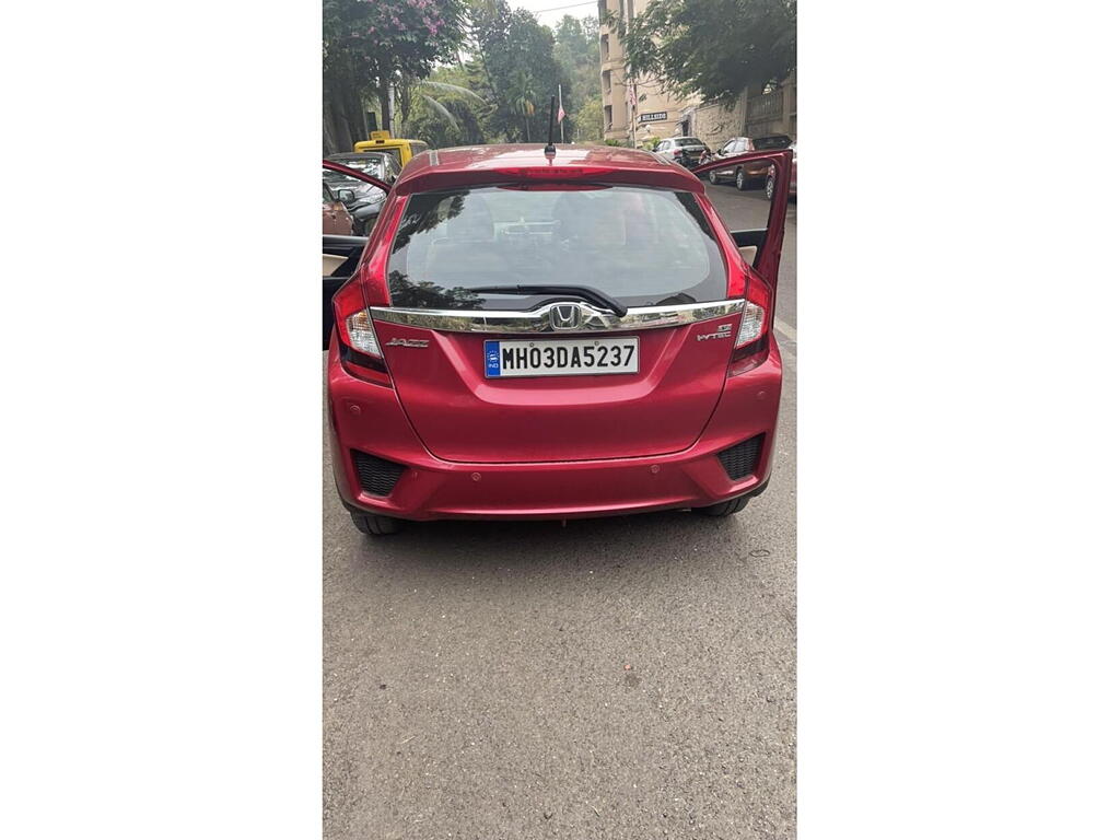 Used 2018 Honda Jazz [2018-2020] V Petrol for sale at Rs. 6,30,000 