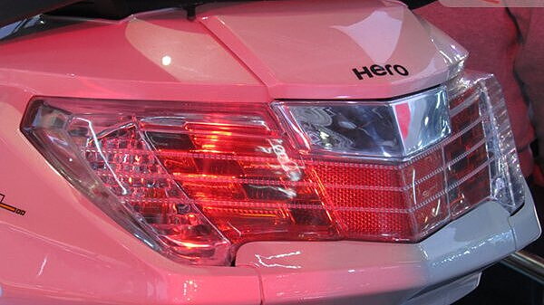 Hero Maestro Edge 110 Tail Lamp Image BikeWale