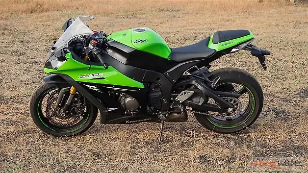 Kawasaki Ninja ZX-10R [2015] Side Image – BikeWale