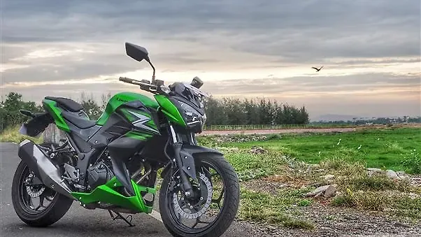 Q  India Exclusive : Kawasaki Z250 - BikeWale