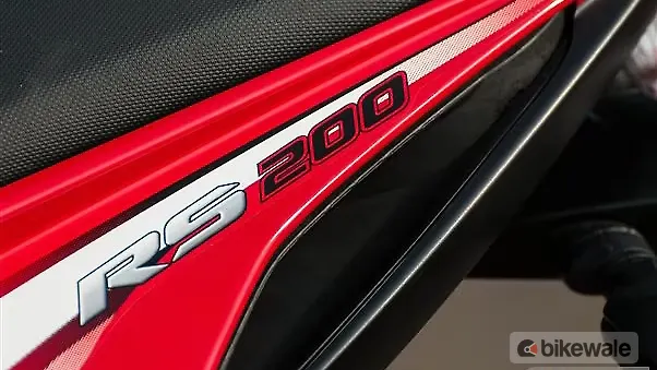 Bajaj Pulsar RS 200 Exterior Image β BikeWale