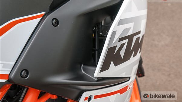 KTM RC390 [2014-2016] Side