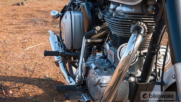 Royal Enfield Classic 500 Exterior