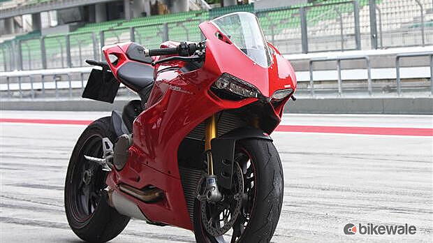 Ducati 1199 Panigale Front