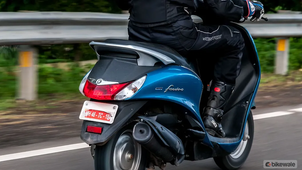 Yamaha Fascino 110 Rear Three-Quarter Image – BikeWale