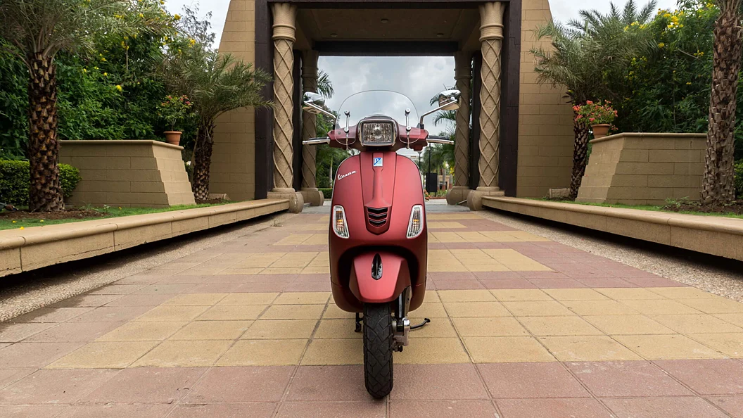 Vespa VXL 150, SXL 150 : First Ride Review - BikeWale