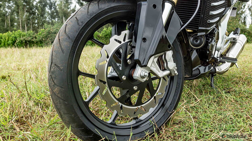 Mahindra Mojo XT300 Wheels-Tyres