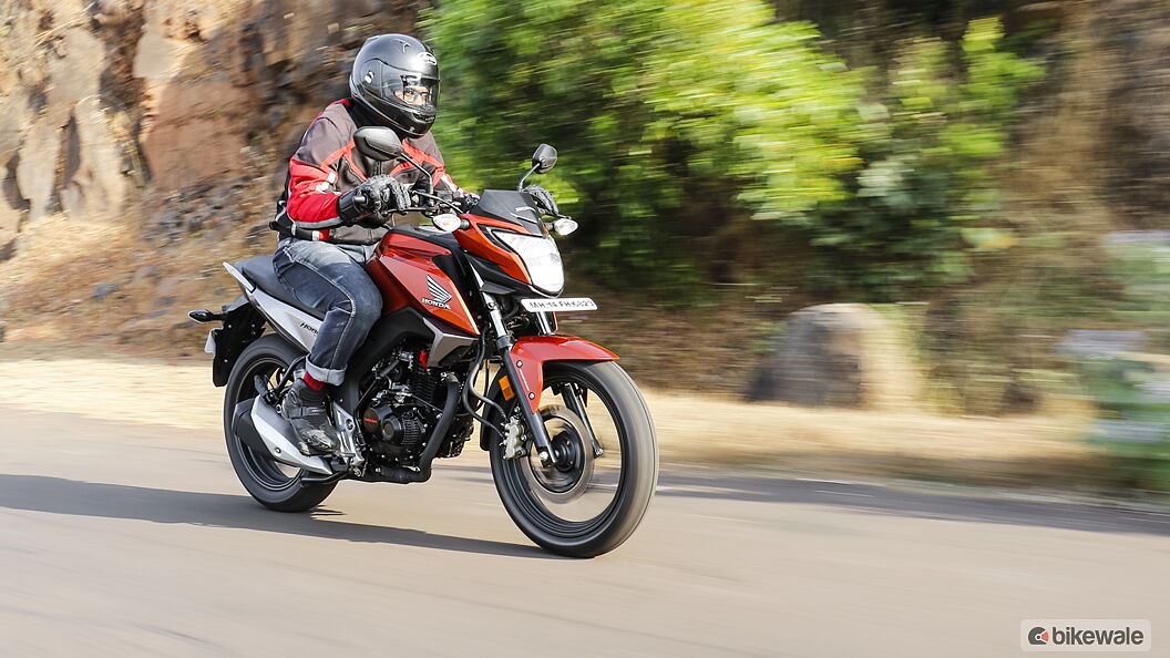 Images of Honda CB Hornet 160R | Photos of CB Hornet 160R - BikeWale