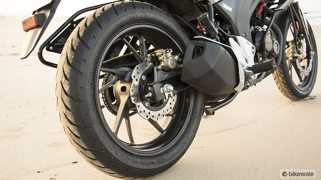 Honda CB Hornet 160R Wheels-Tyres
