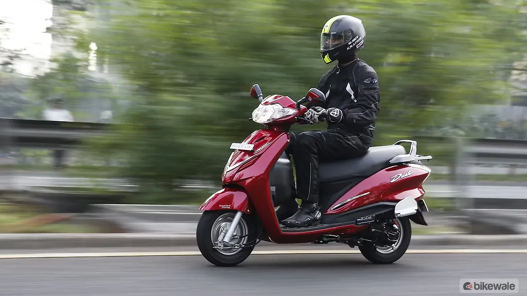 hero-duet-action-image-bikewale