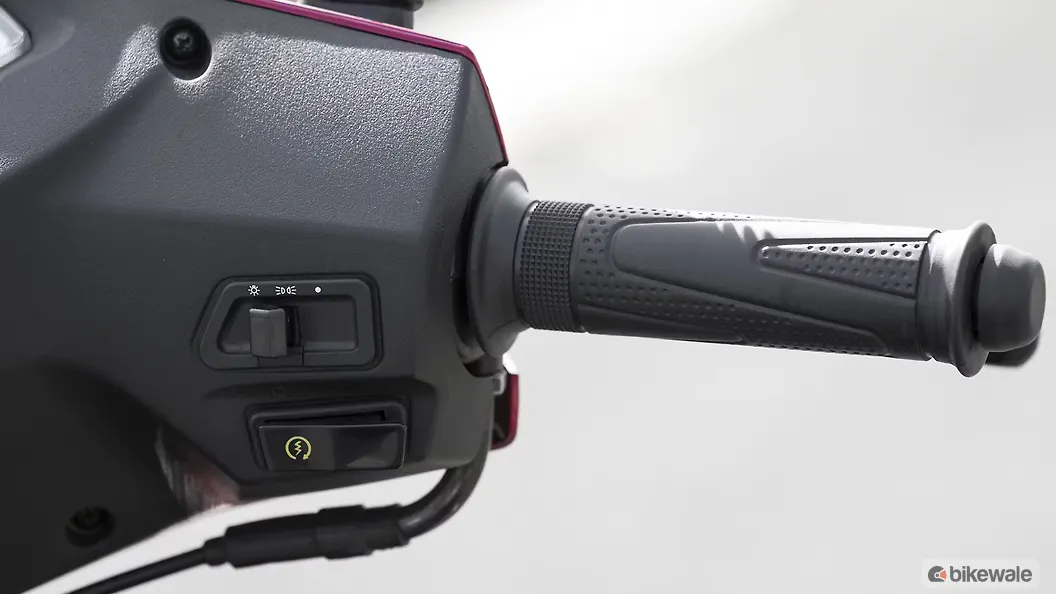 Hero Duet Mirror Image BikeWale