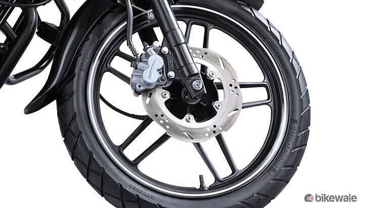 Bajaj V15 Wheels-Tyres