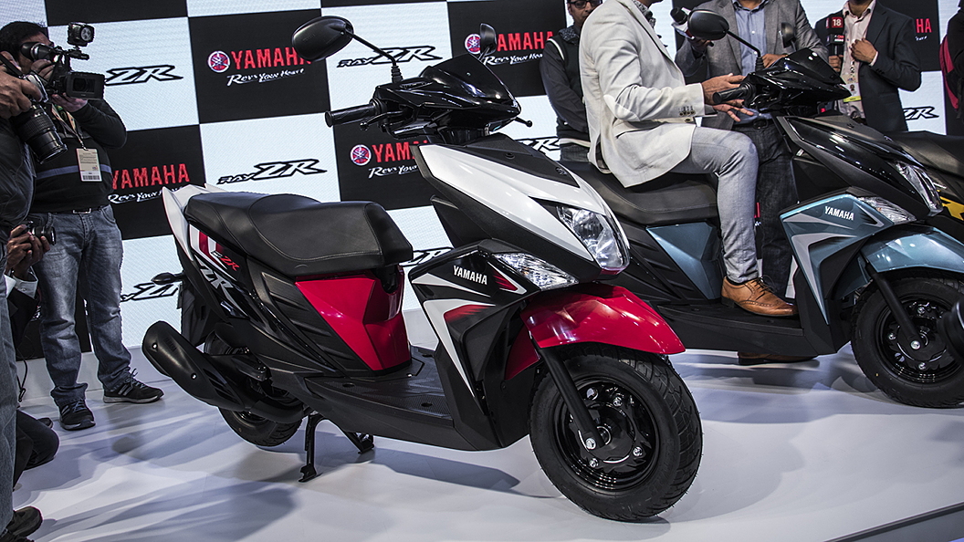 Yamaha Cygnus Ray ZR First Look Review BikeWale